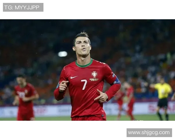 足球19号的传奇之路：从青涩少年到绿茵场上的耀眼明星